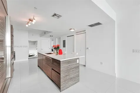 460 NE 28th Street Miami FL 33137