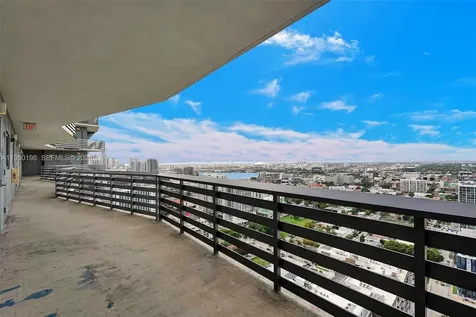 460 NE 28th Street Miami FL 33137