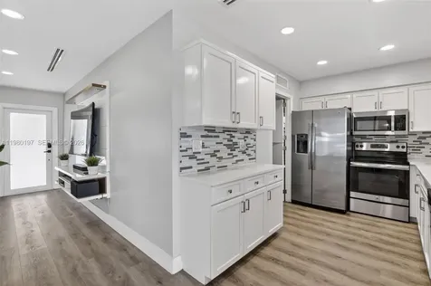8008 NW 101st Avenue Tamarac FL 33321