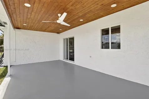 8008 NW 101st Avenue Tamarac FL 33321
