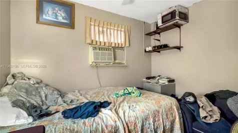 3570 NW 34th Way Lauderdale Lakes FL 33309
