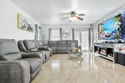 1520 SW 86th Court Miami FL 33144