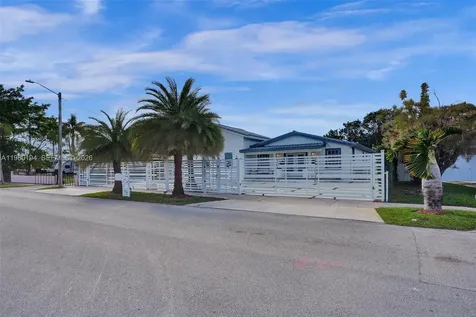 1520 SW 86th Court Miami FL 33144