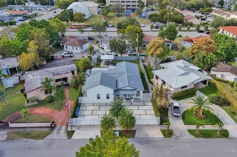 1520 SW 86th Court Miami FL 33144