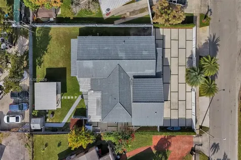 1520 SW 86th Court Miami FL 33144