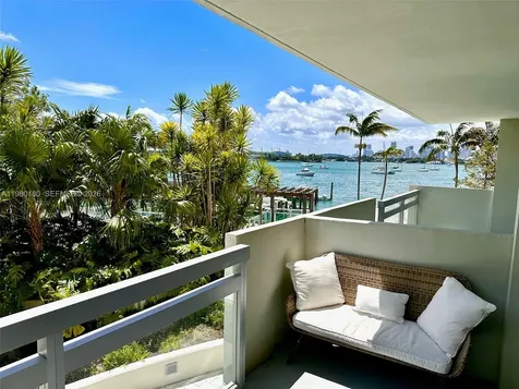 1500 Bay Road Miami Beach FL 33139