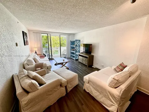 1500 Bay Road Miami Beach FL 33139