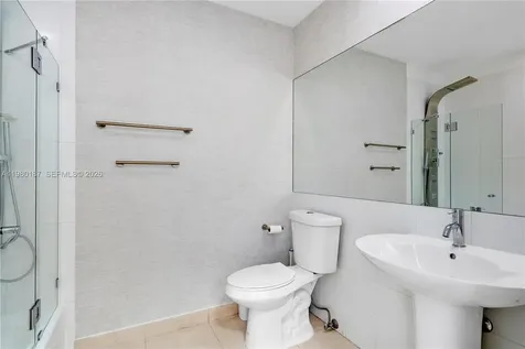 3250 Grand Avenue Miami FL 33133