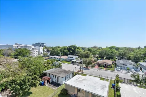 3250 Grand Avenue Miami FL 33133