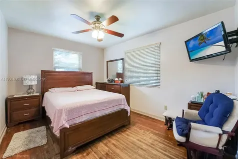 560 NW 97th Street Miami FL 33150