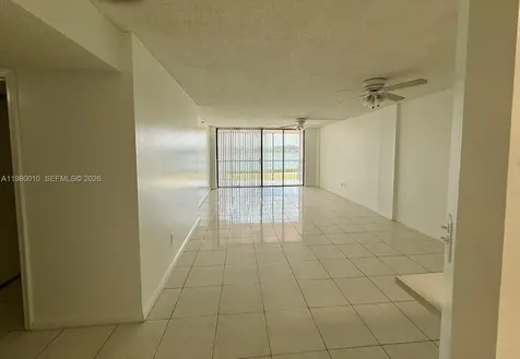 20850 San Simeon Way Miami FL 33179