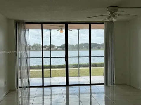 20850 San Simeon Way Miami FL 33179