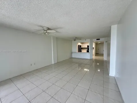 20850 San Simeon Way Miami FL 33179