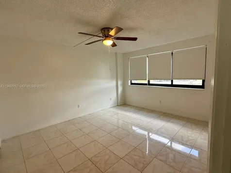 20850 San Simeon Way Miami FL 33179