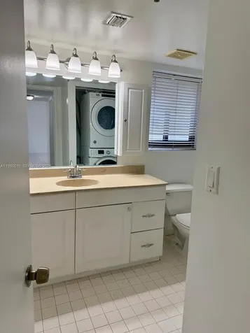 20850 San Simeon Way Miami FL 33179