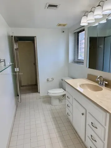 20850 San Simeon Way Miami FL 33179