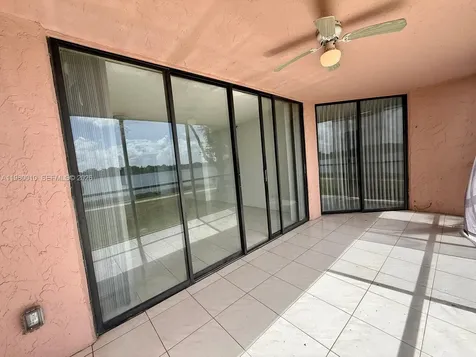 20850 San Simeon Way Miami FL 33179