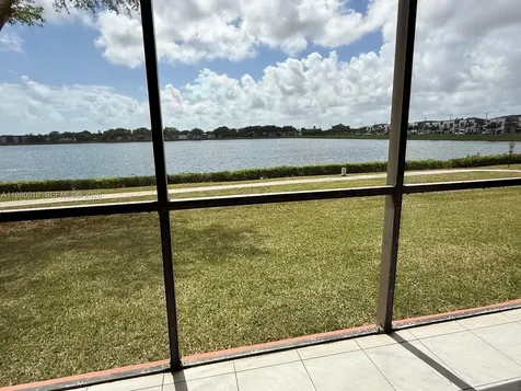 20850 San Simeon Way Miami FL 33179