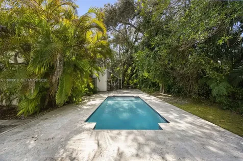 0-1645 S Bayshore Drive Coconut Grove FL 33133