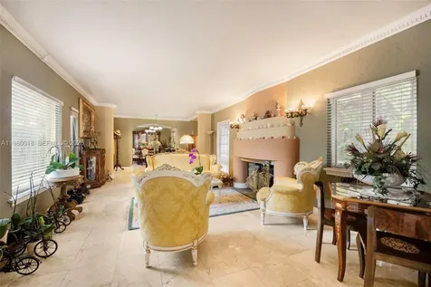 0-1645 S Bayshore Drive Coconut Grove FL 33133
