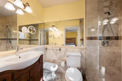 0-1645 S Bayshore Drive Coconut Grove FL 33133