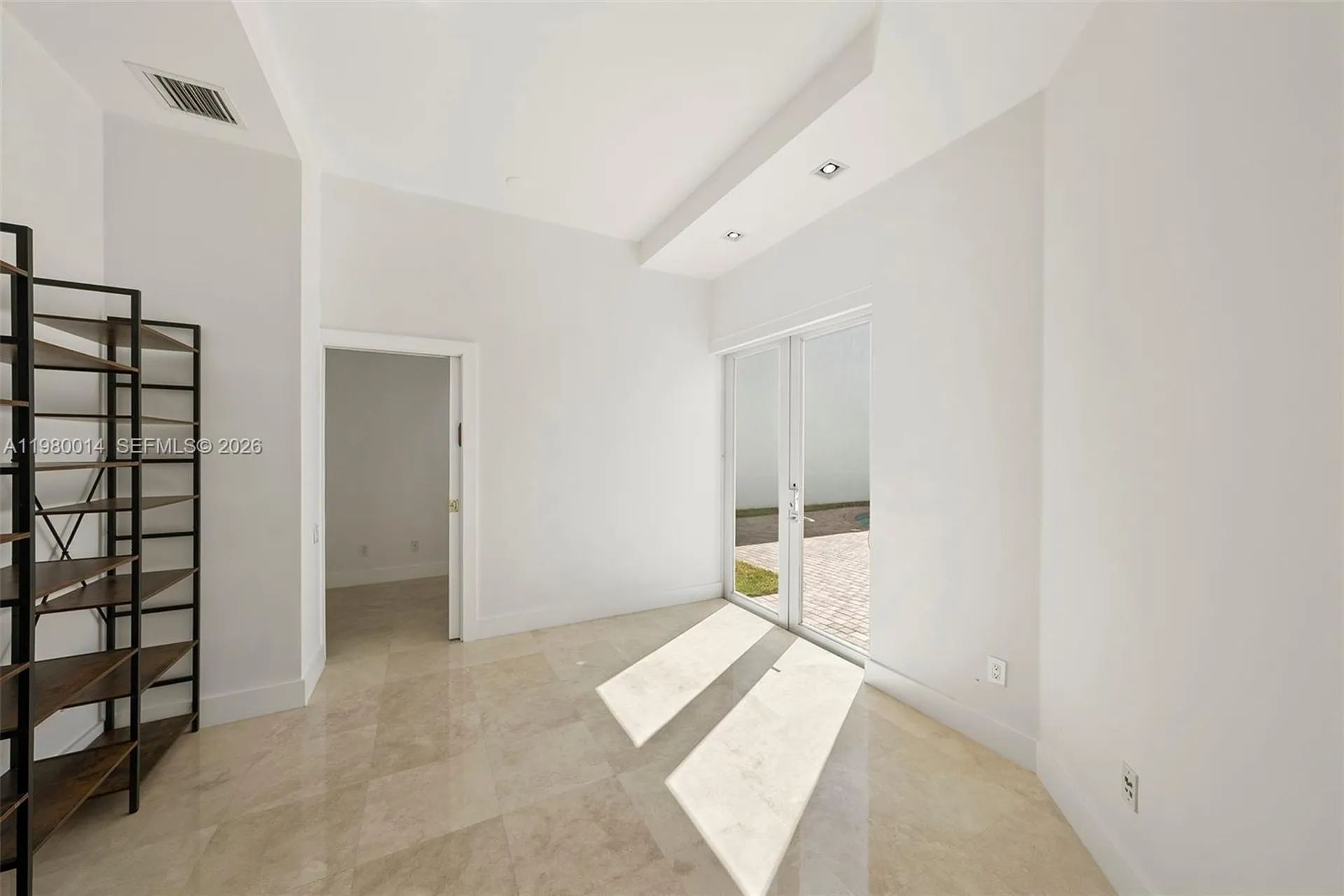 822 Meridian Lane Hollywood FL 33019