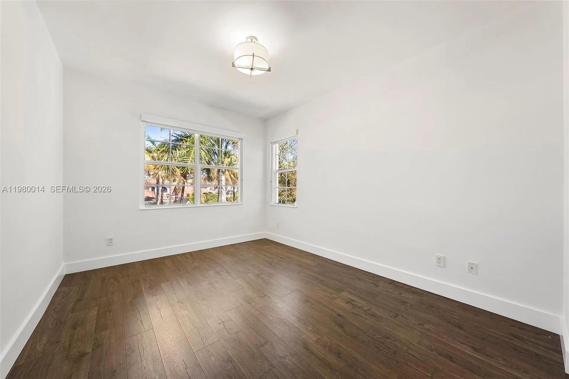 822 Meridian Lane Hollywood FL 33019