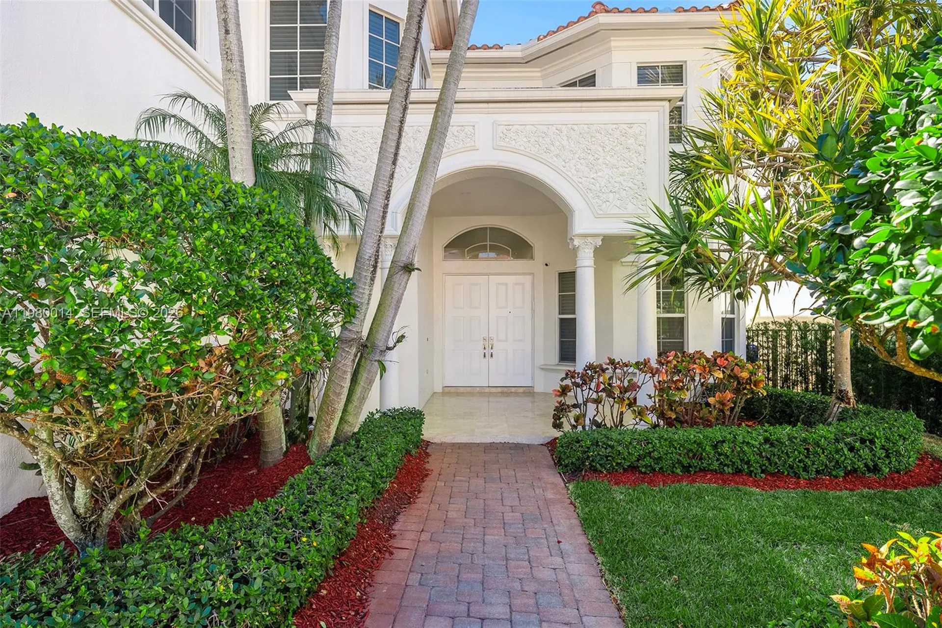 822 Meridian Lane Hollywood FL 33019