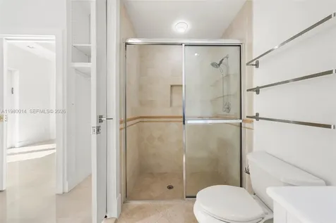 822 Meridian Lane Hollywood FL 33019