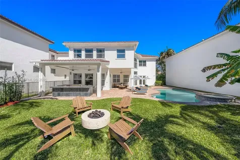 822 Meridian Lane Hollywood FL 33019