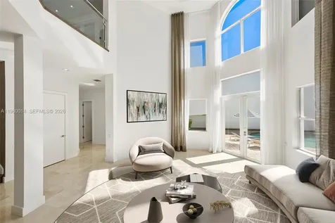 822 Meridian Lane Hollywood FL 33019