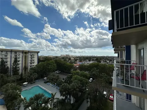 801 NW 47 Avenue Miami FL 33126