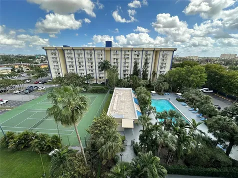 801 NW 47 Avenue Miami FL 33126