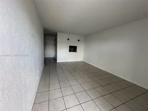 801 NW 47 Avenue Miami FL 33126