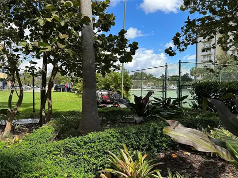 801 NW 47 Avenue Miami FL 33126