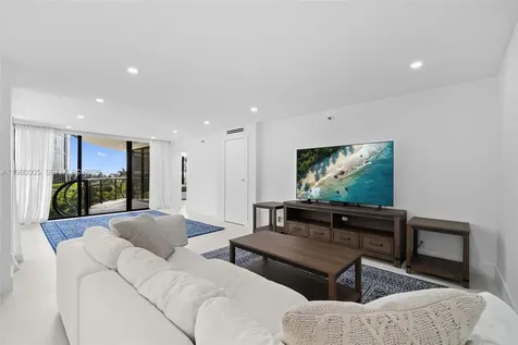 2843 S Bayshore Drive Miami FL 33133