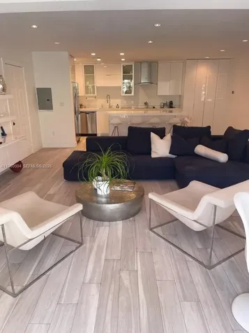 260 Sunrise Drive Key Biscayne FL 33149