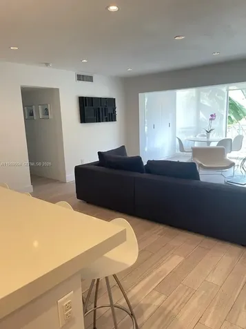 260 Sunrise Drive Key Biscayne FL 33149