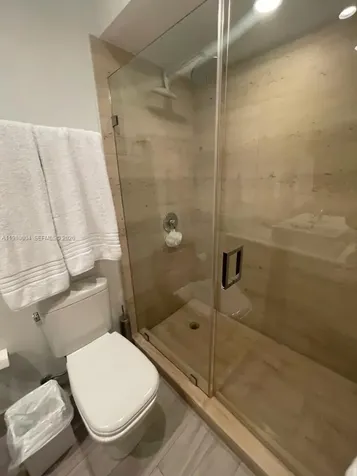 260 Sunrise Drive Key Biscayne FL 33149