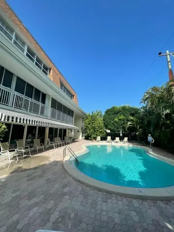 260 Sunrise Drive Key Biscayne FL 33149