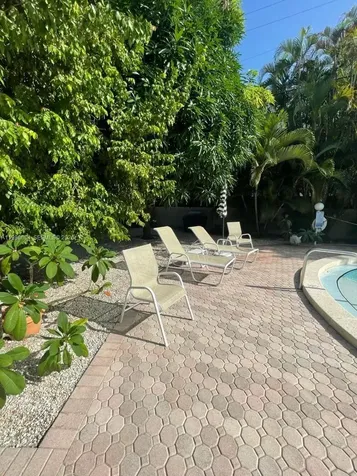 260 Sunrise Drive Key Biscayne FL 33149