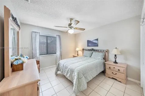 10020 SW 83rd Street Miami FL 33173