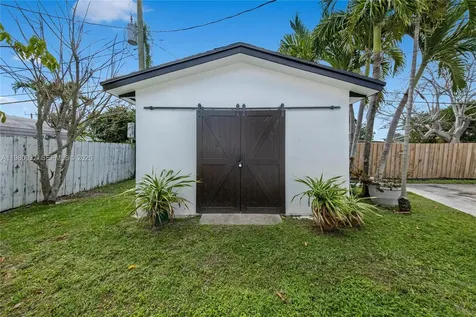 10020 SW 83rd Street Miami FL 33173