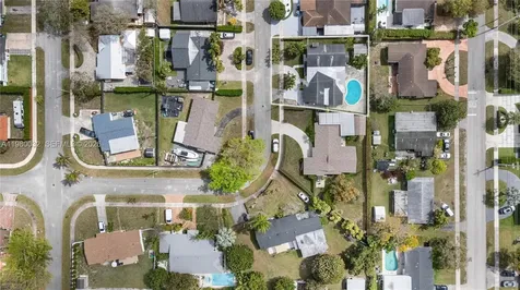 10020 SW 83rd Street Miami FL 33173