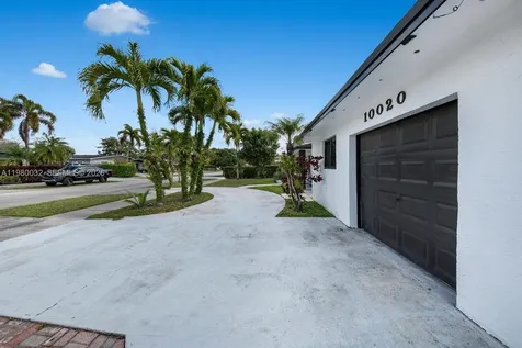 10020 SW 83rd Street Miami FL 33173