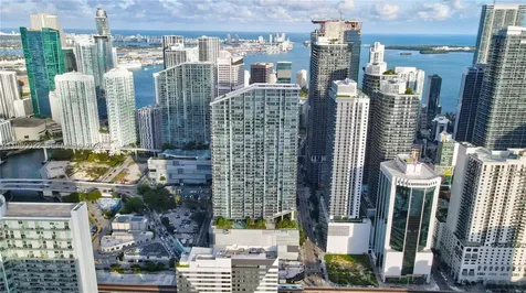 88 SW 7th Street Miami FL 33130