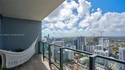 88 SW 7th Street Miami FL 33130