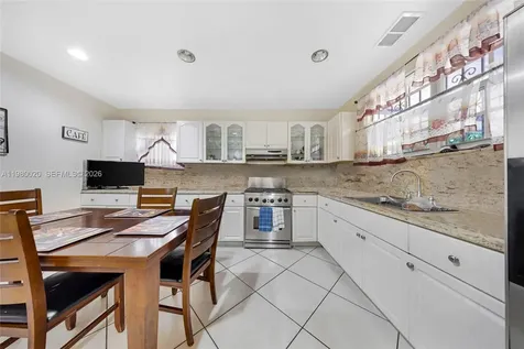 287 NW 31st Street Miami FL 33127