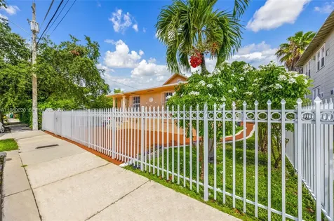 287 NW 31st Street Miami FL 33127