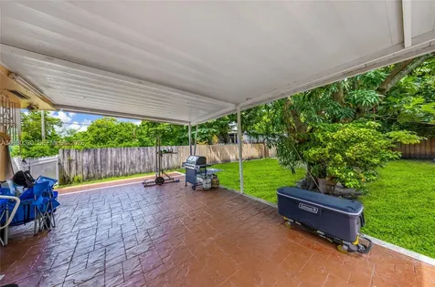 287 NW 31st Street Miami FL 33127